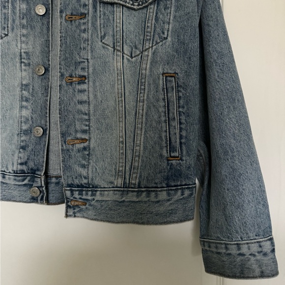 Levi’s Ex m-Boyfriend Trucker Jean Jacket - Picture 2 of 4
